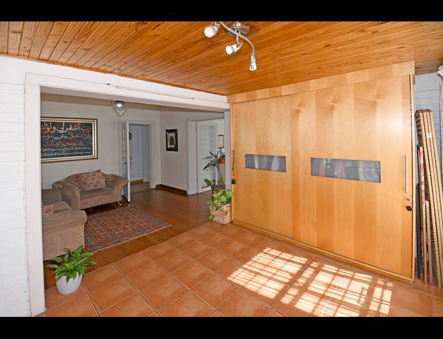 3 BEDROOM HOUSE FOR SALE IN CROSBY